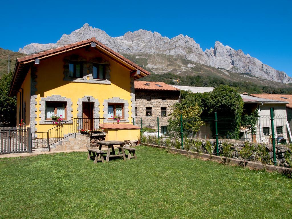 Casa El Cartero Guest House Soto De Valdeon Luaran gambar